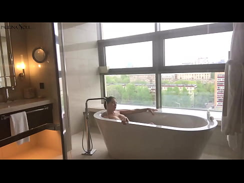 ❤️ En fantastisk babe som lidenskapelig rykker av seg fitta på badet ️❌ Superporno hos oss no.myinvest.top ❤